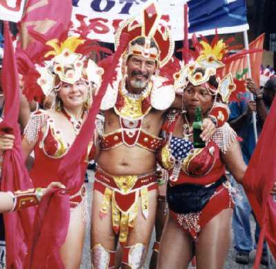 Rauni, Sam and Eulene, in mas costumes